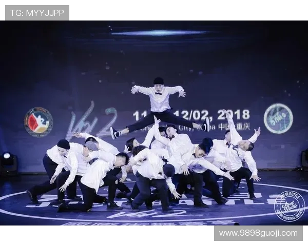 南京街舞队与武汉街舞队赛后分析灵活性对比与表现总结